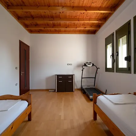 아파트 Luxor Sarandë
